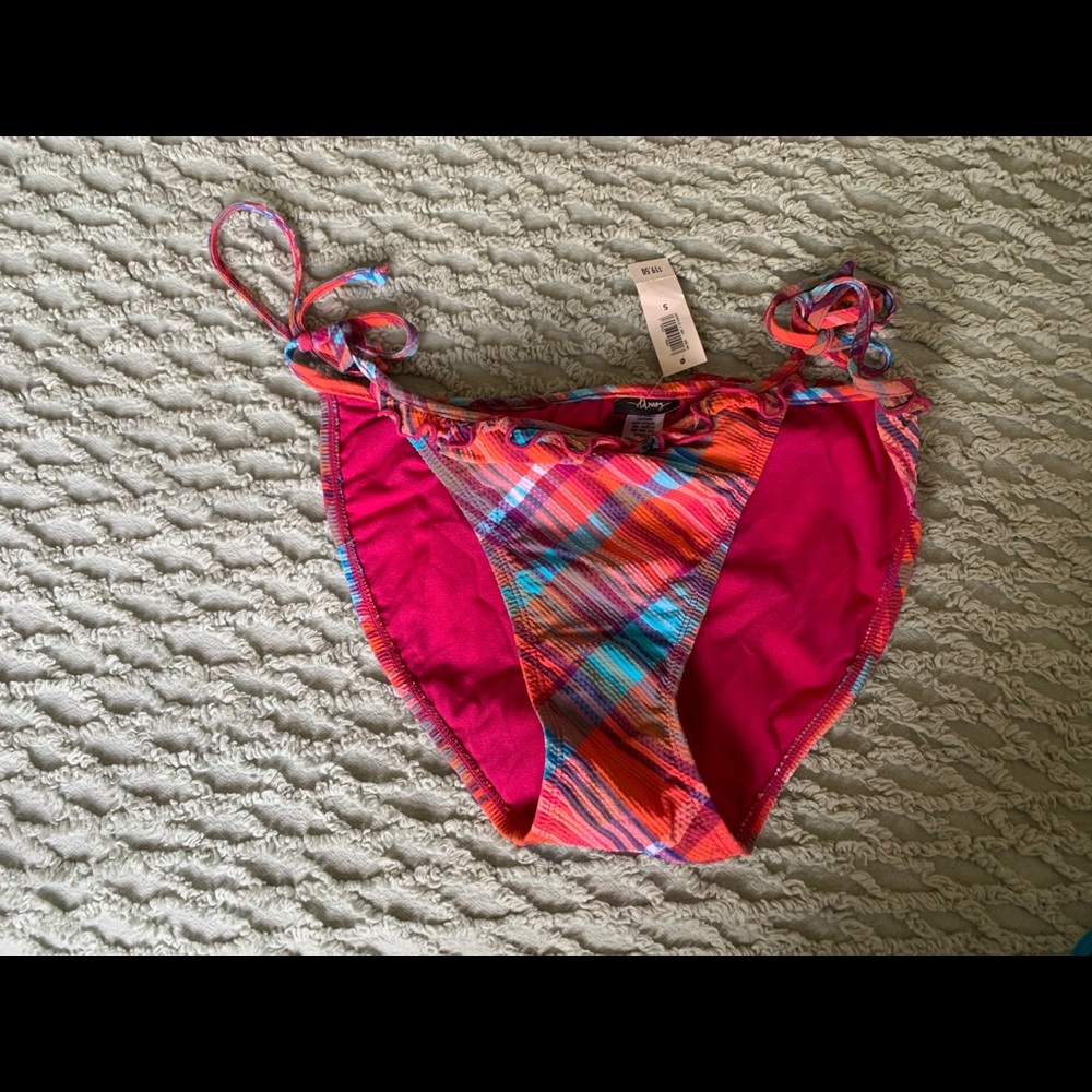 Old Navy bikini bottom, S